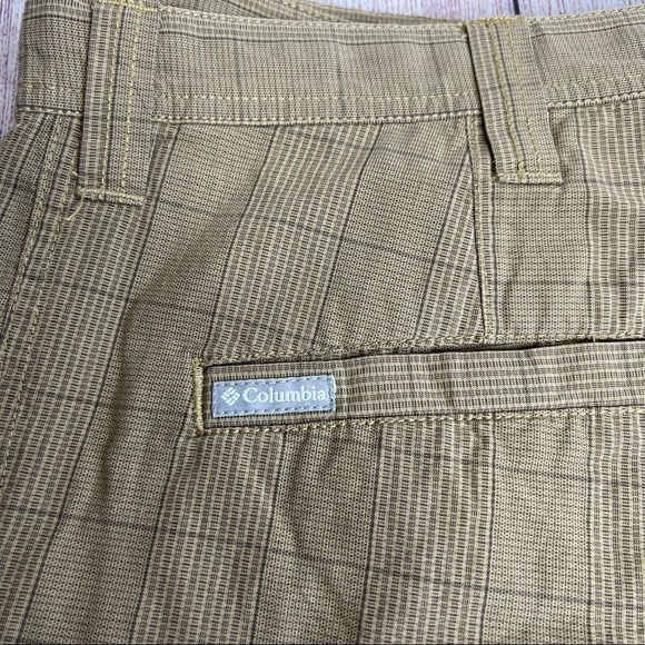 Columbia Omni Shade Shorts 38 NWT - Picture 5 of 6
